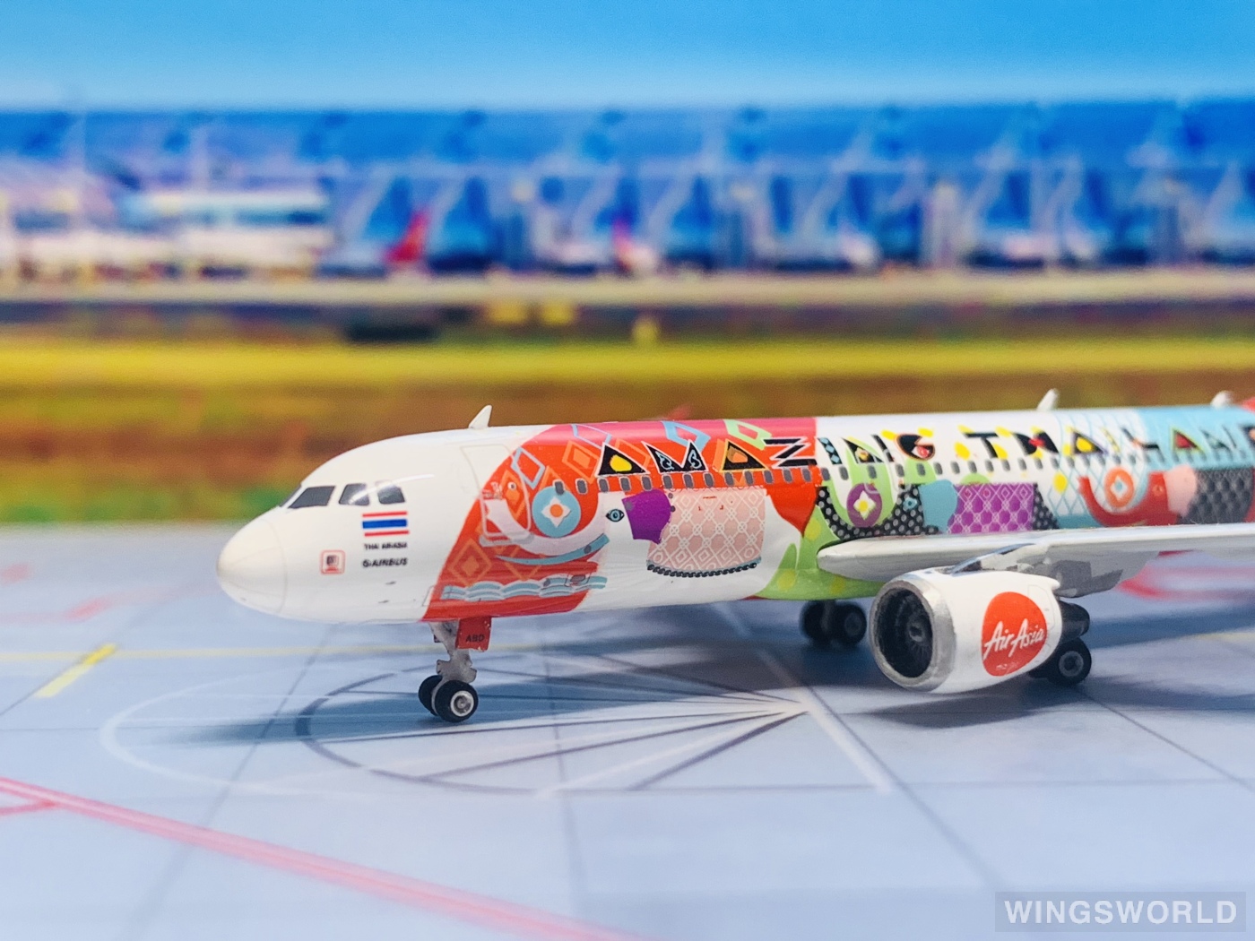 Phoenix 1:400 PH11453 AirAsia 亚洲航空 Airbus A320 HS-ABD