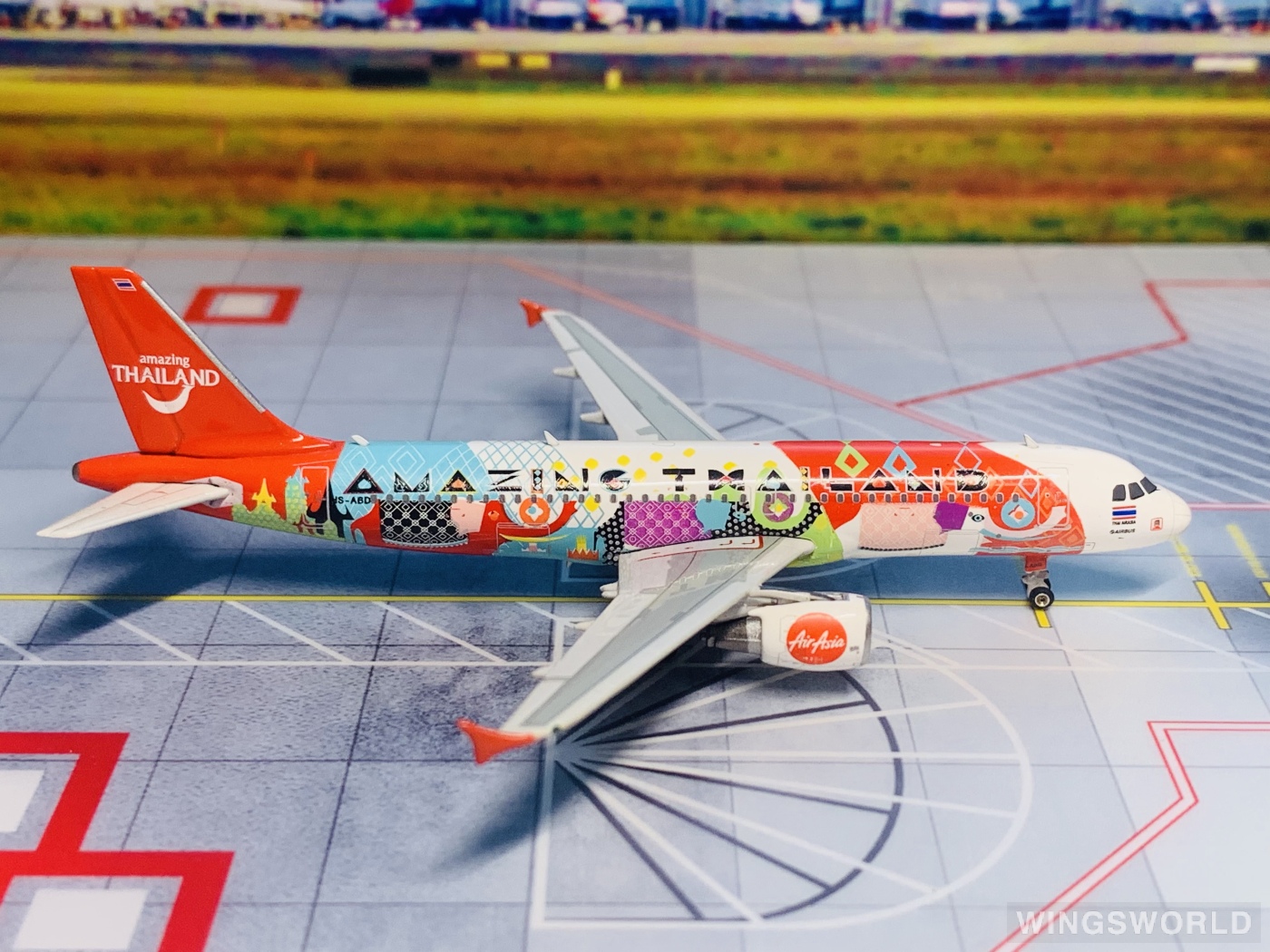 Phoenix 1:400 PH11453 AirAsia 亚洲航空 Airbus A320 HS-ABD