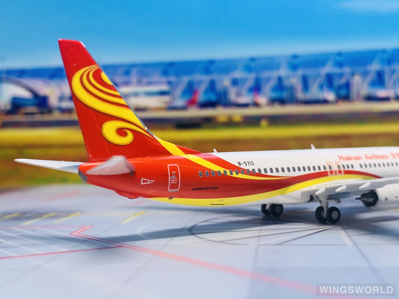 NGmodels 1:400 NG58179 Hainan Airlines 海南航空 Boeing 737-800 B-5713
