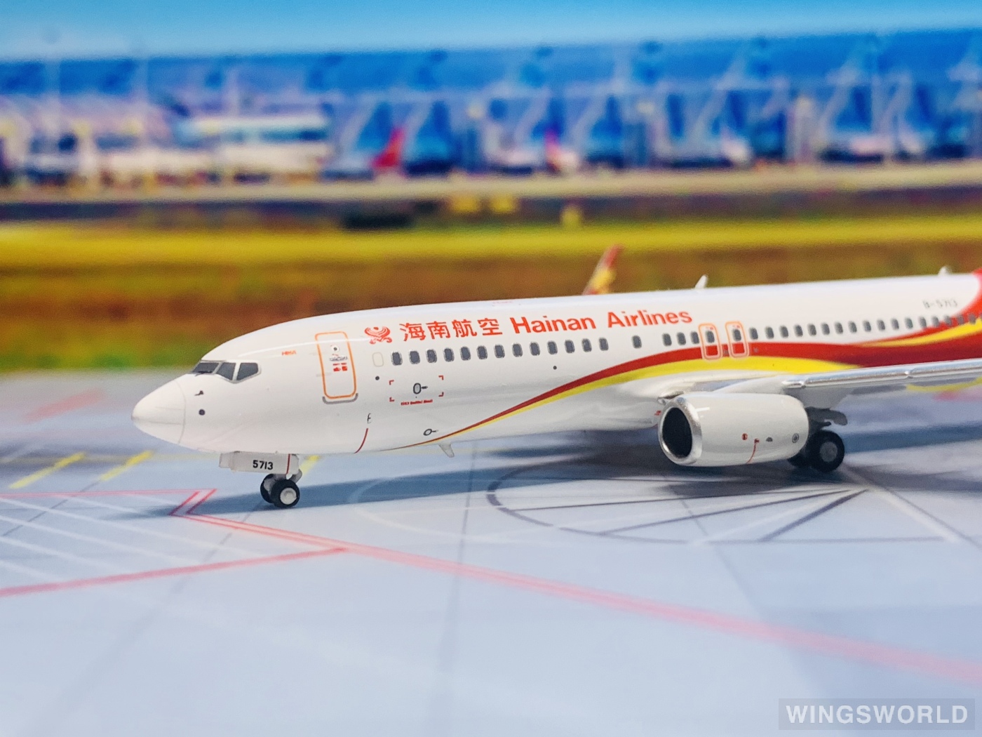NGmodels 1:400 NG58179 Hainan Airlines 海南航空 Boeing 737-800 B-5713