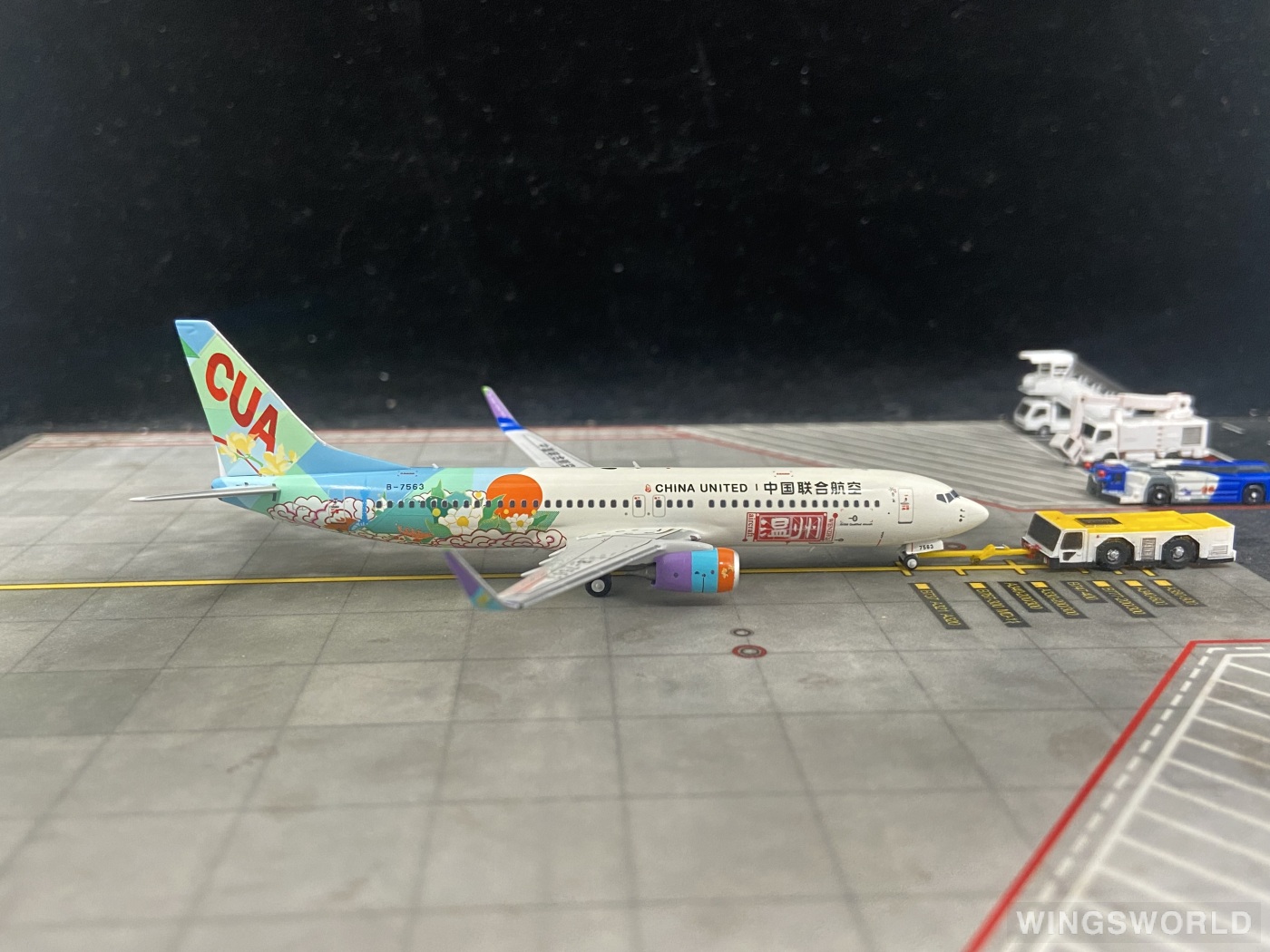 NGmodels 1:400 NG58223 China United Airlines 中国联合航空 Boeing 737-800 B-7563