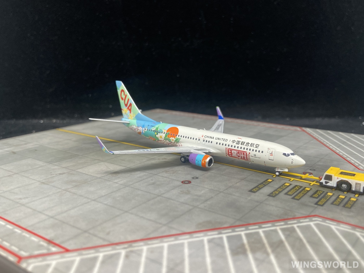NGmodels 1:400 NG58223 China United Airlines 中国联合航空 Boeing 737-800 B-7563