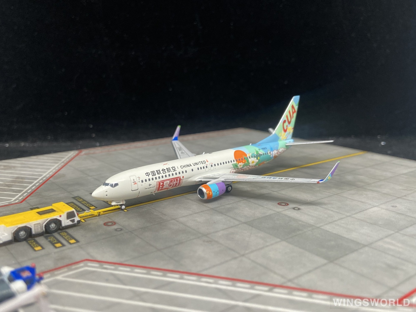 NGmodels 1:400 NG58223 China United Airlines 中国联合航空 Boeing 737-800 B-7563