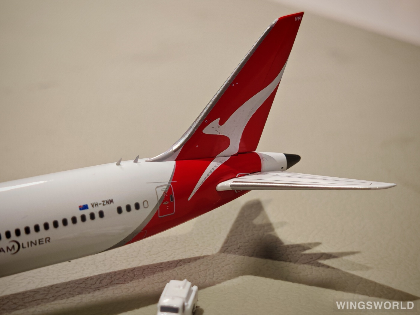 Aviation400 1:400 AV4197 Qantas 澳洲航空 Boeing 787-9 VH-ZNM