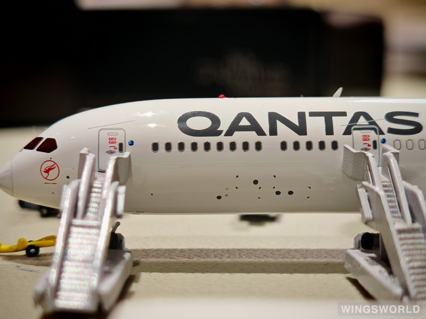 Aviation400 1:400 AV4197 Qantas 澳洲航空 Boeing 787-9 VH-ZNM