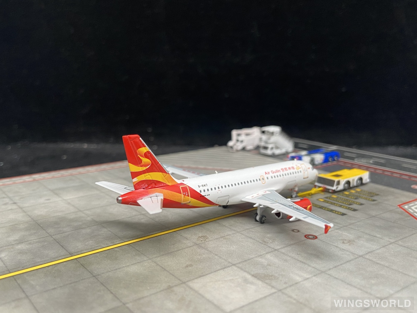 HYJLwings 1:400 HYJL11009 Air Guilin 桂林航空 Airbus A319 B-6417