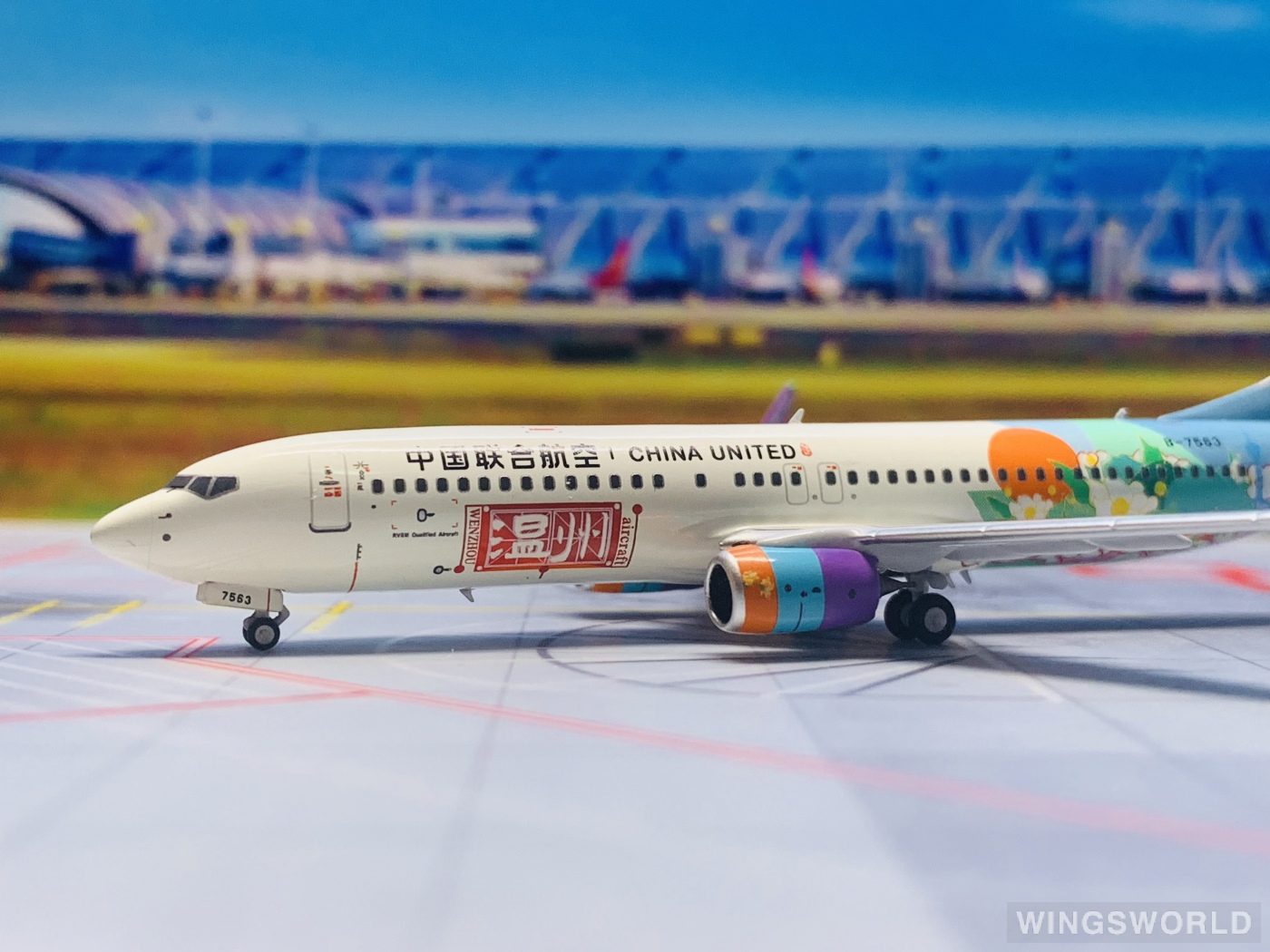 NGmodels 1:400 NG58223 China United Airlines 中国联合航空 Boeing 737-800 B-7563