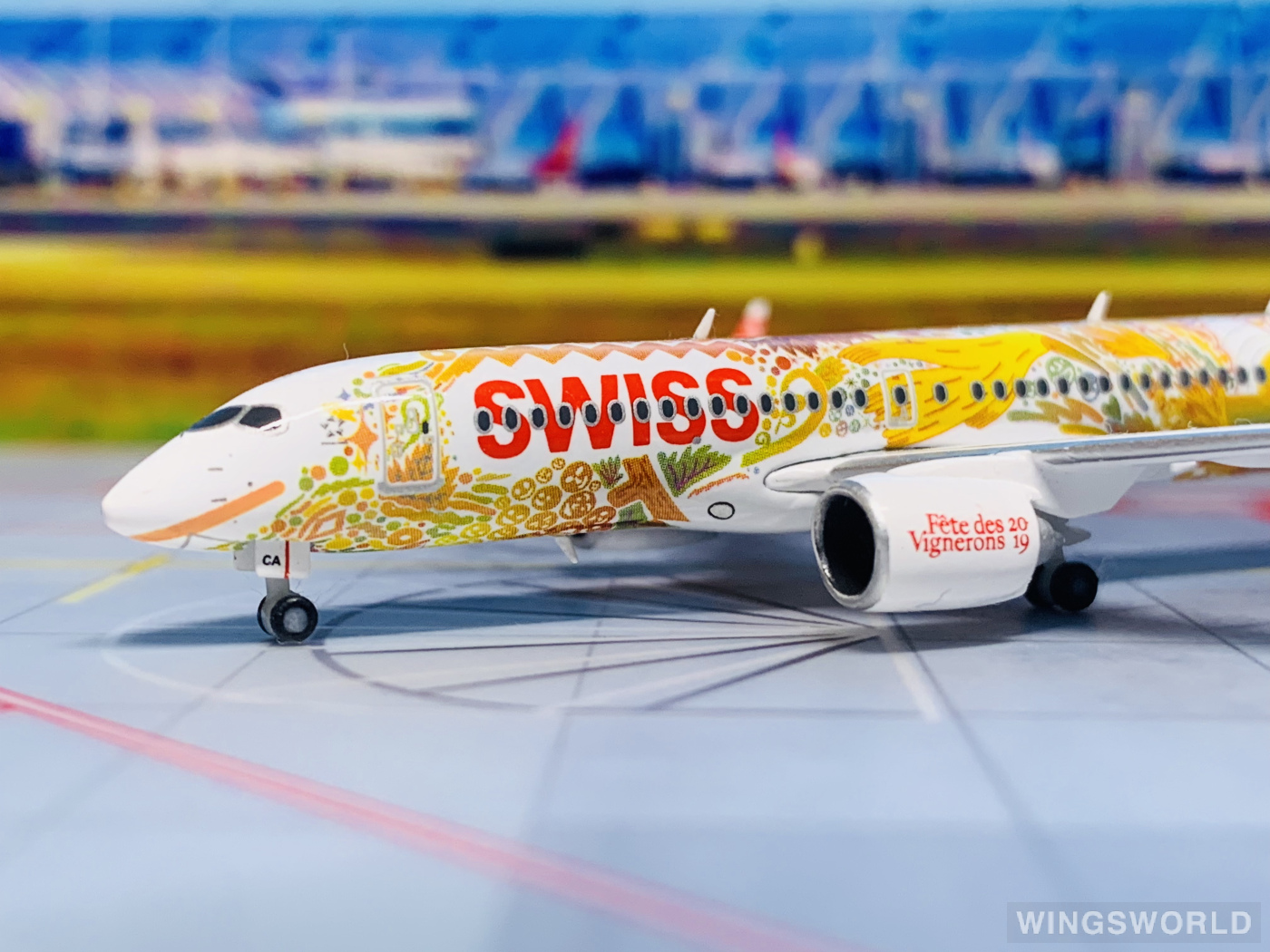 Herpa 1:400 Airbus A220-300 Swiss 瑞士国际航空562713 HB-JCA 的照片