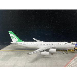 Mahan Air 马汉航空 Airbus A340-200 EP-MJA  PH11929 Phoenix 1:400