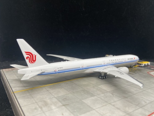 航空機・ヘリコプター Phoenix 1/400 AIR CHINA B777-300ER Air China Boeing 777-300ER B-2043 Phoenix PH4CCA2198 11711