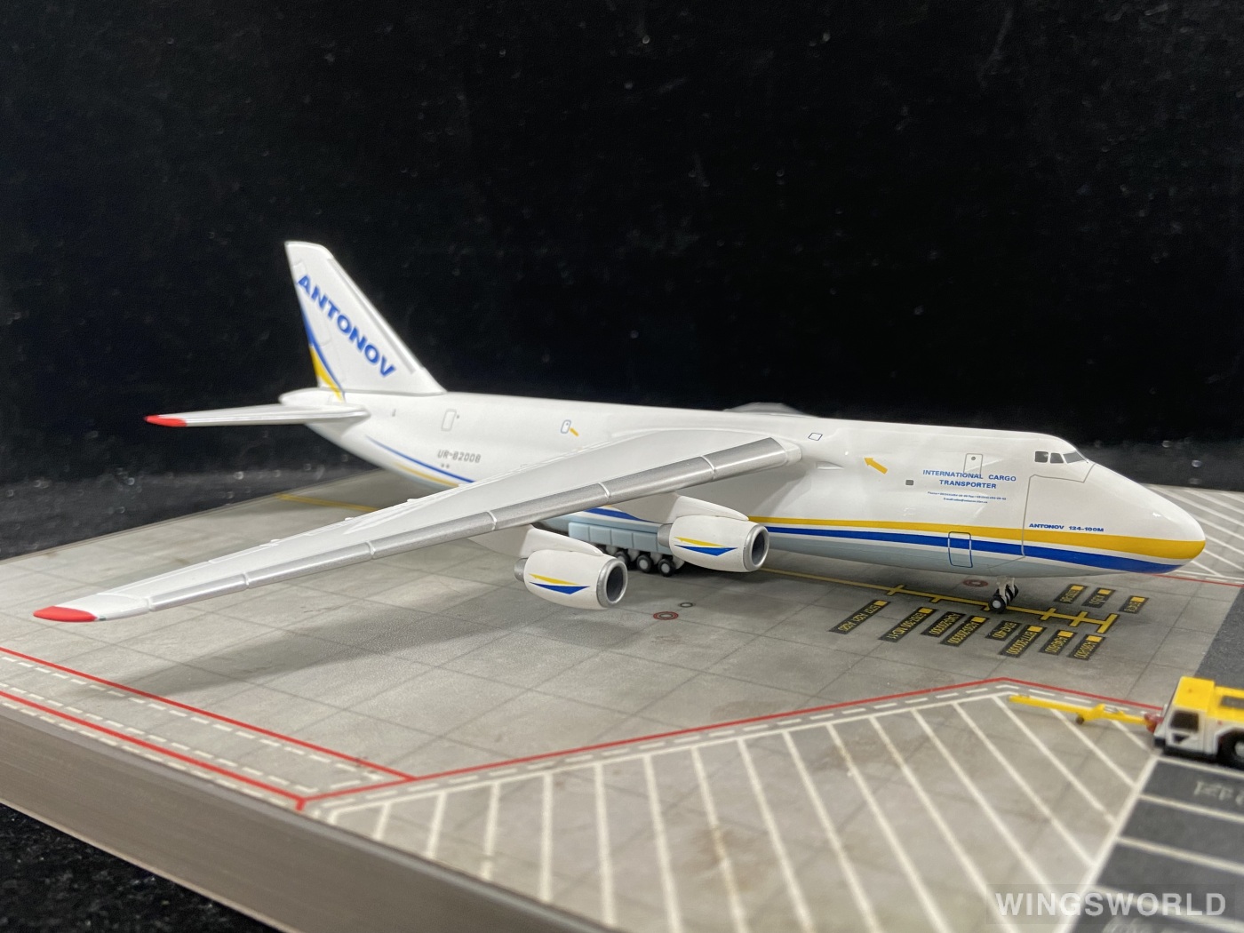 Herpa 1:400 562478 Antonov 安东诺夫 Antonov An-124 UR-82008