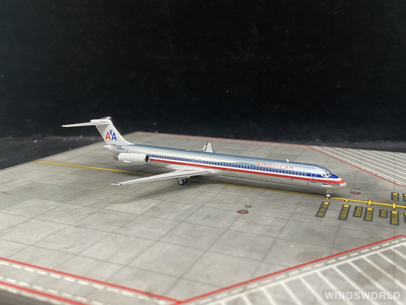NGmodels 1:400 NG83001 American Airlines 美国航空 McDonnell Douglas MD-83 N589AA
