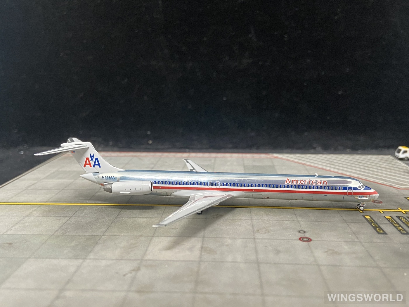 NGmodels 1:400 NG83001 American Airlines 美国航空 McDonnell Douglas MD-83 N589AA