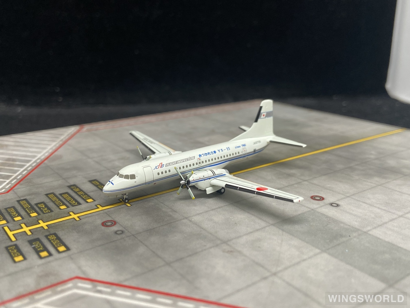 Hogan 1:400 YS41101-2 Japan Civil Aviation Bureau 日本民航局 NAMC YS-11 JA8709