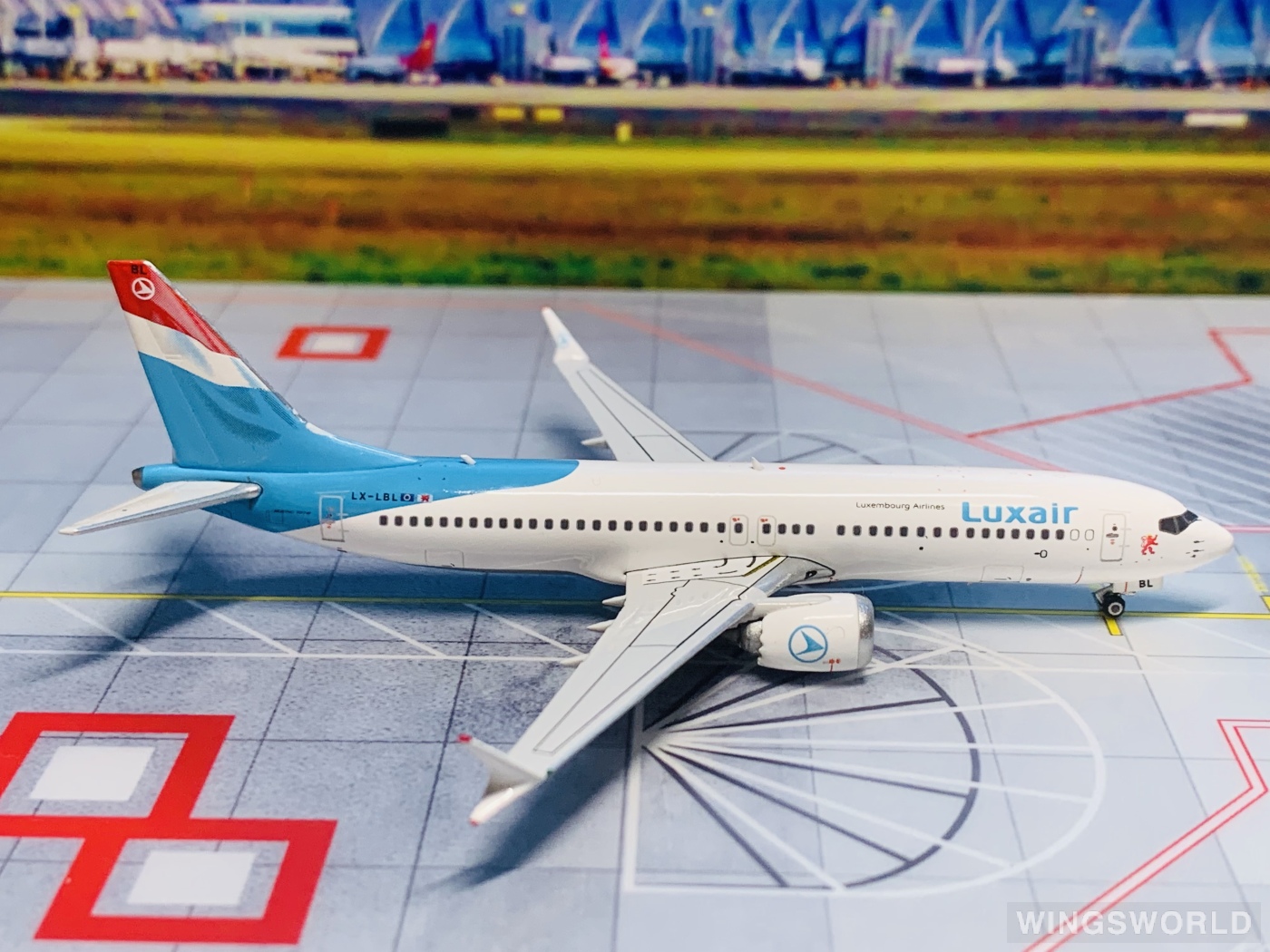 Phoenix 1:400 PH11847 Luxair 卢森堡航空 Boeing 737 MAX 8 LX-LBL