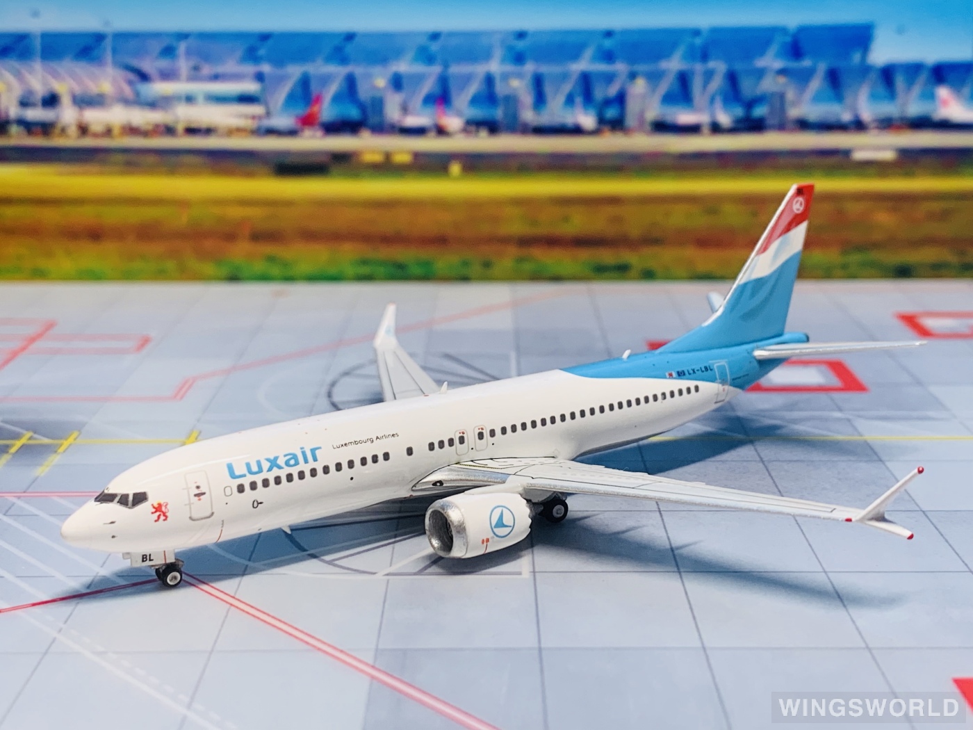 Phoenix 1:400 PH11847 Luxair 卢森堡航空 Boeing 737 MAX 8 LX-LBL