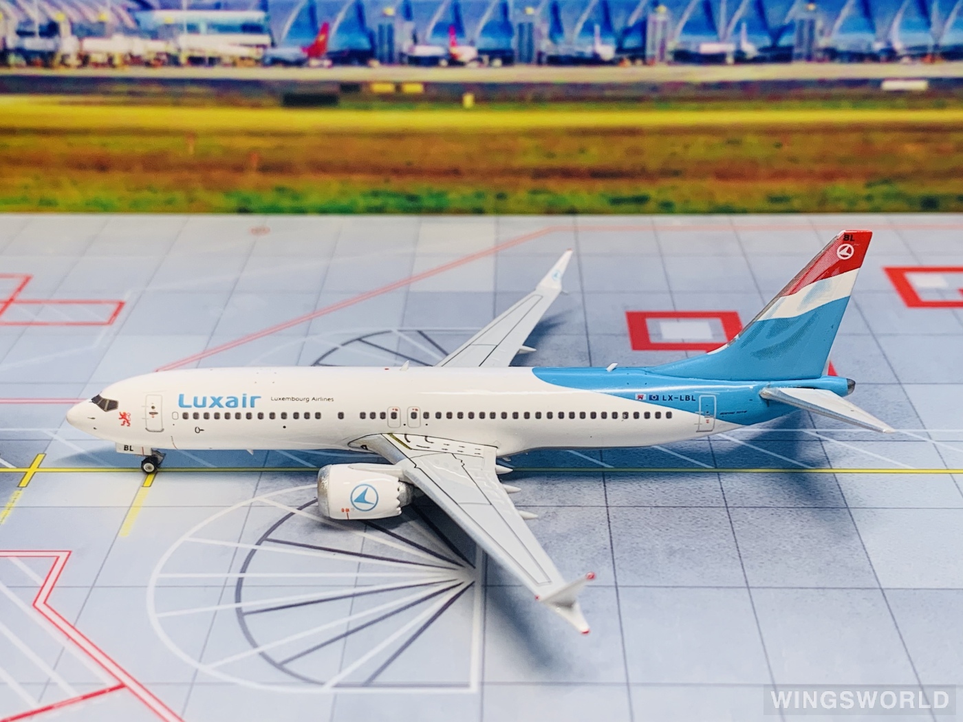 Phoenix 1:400 PH11847 Luxair 卢森堡航空 Boeing 737 MAX 8 LX-LBL