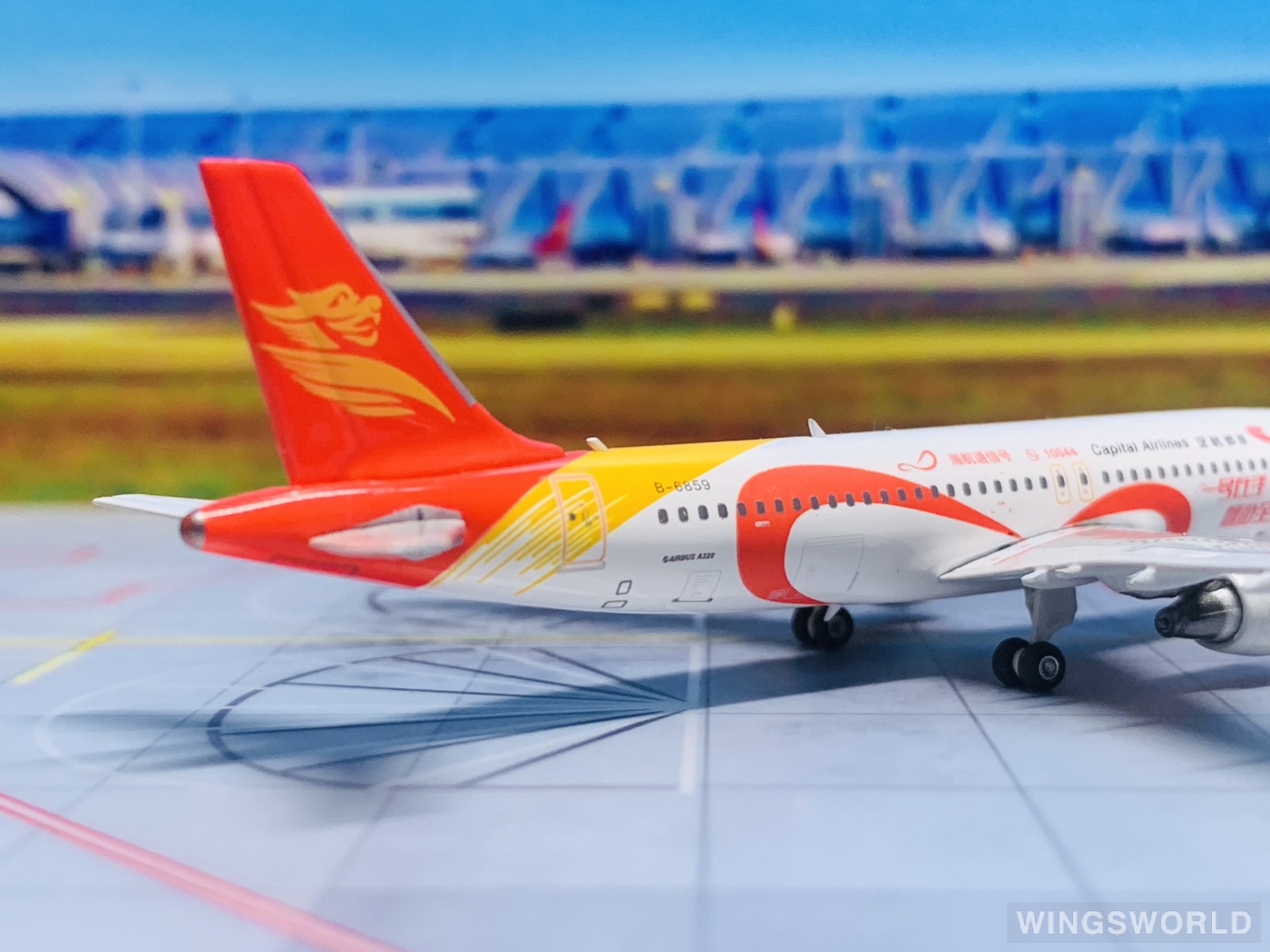 Phoenix 1:400 PH11335 Capital Airlines 首都航空 Airbus A320 B-6859