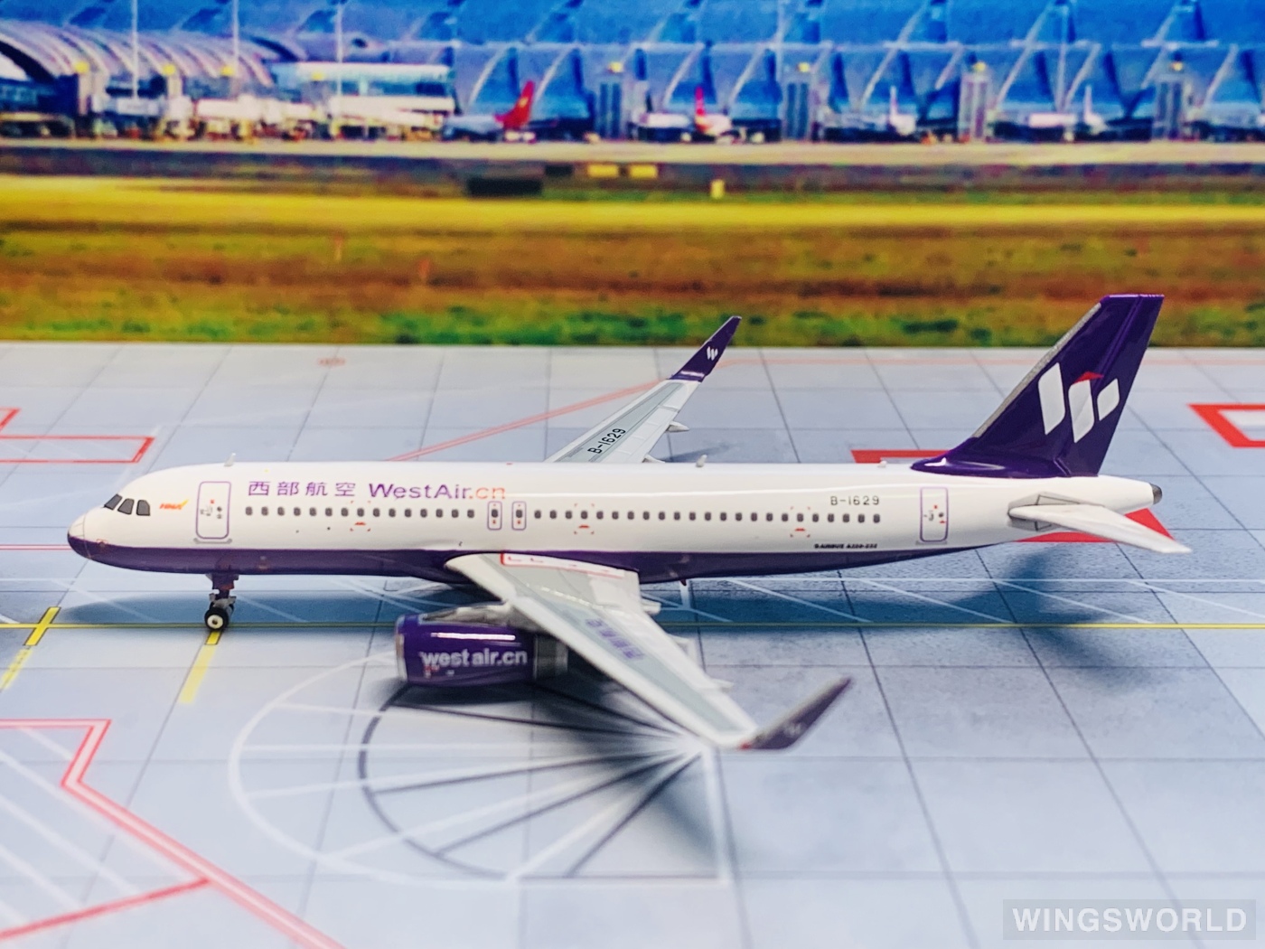 Phoenix 1:400 PH11293 West Air 西部航空 Airbus A320 B-1629