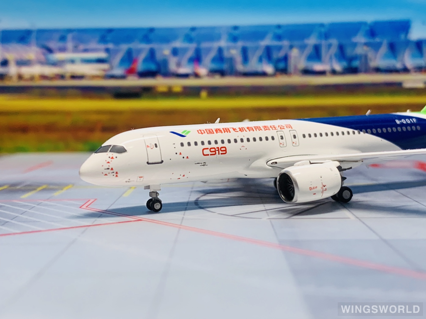 NGmodels 1:400 NG19010 COMAC 中国商飞 Comac C919 B-001F