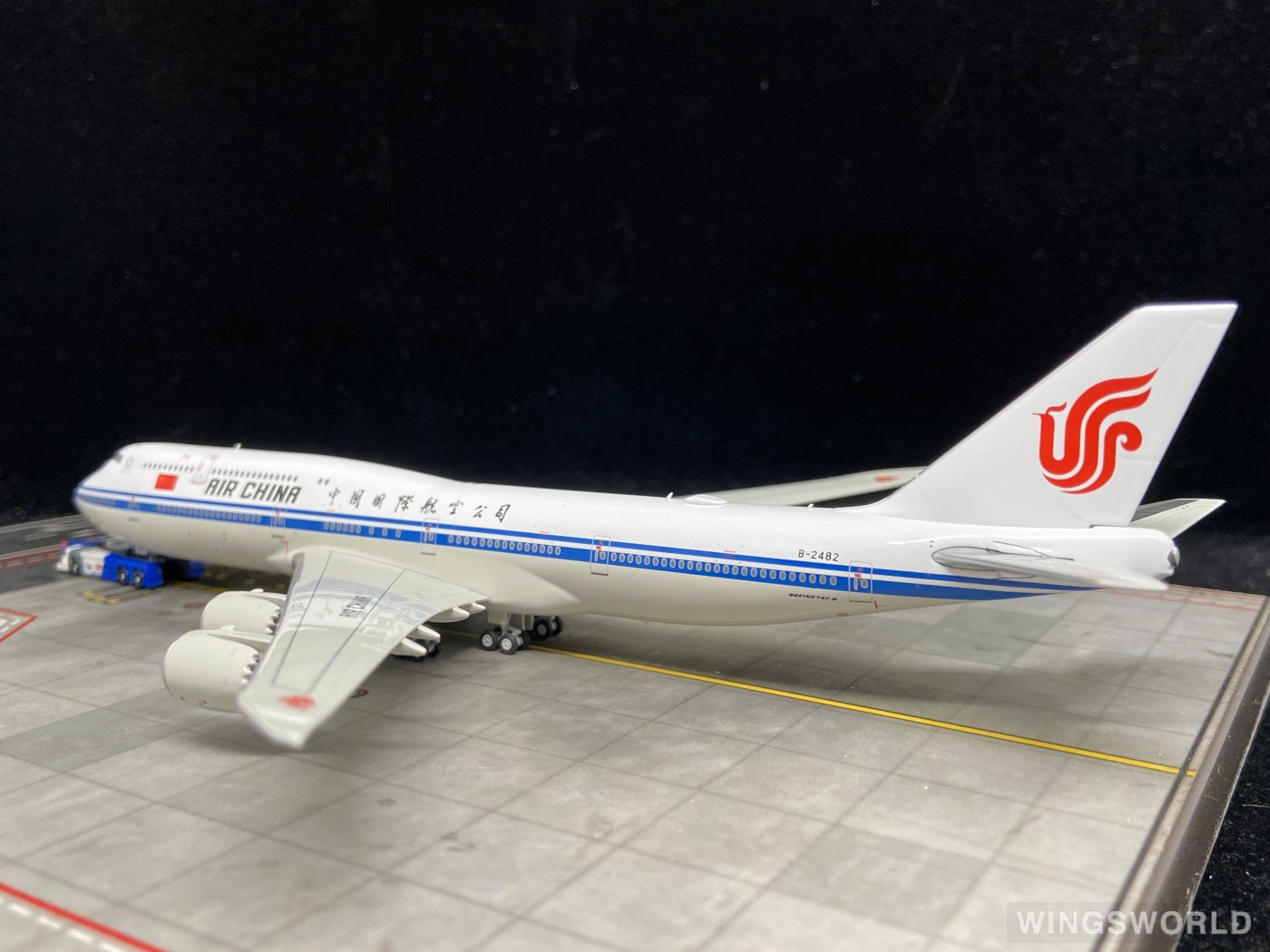 NGmodels 1:400 NG78018 Air China 中国国际航空 Boeing 747-8i B-2482