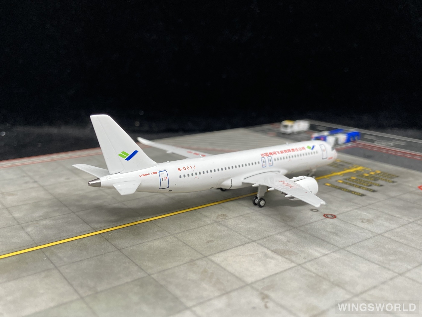 NGmodels 1:400 NG19012 COMAC 中国商飞 Comac C919 B-001J