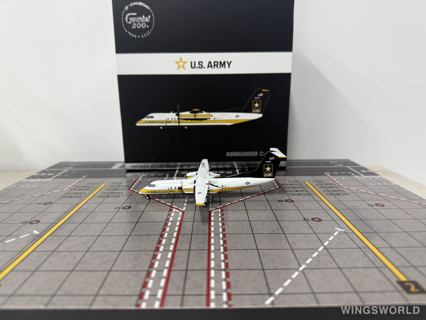 Geminijets 1:200 G2ARM1271 USAF 美国空军 Bombardier Dash 8-300 17-01610