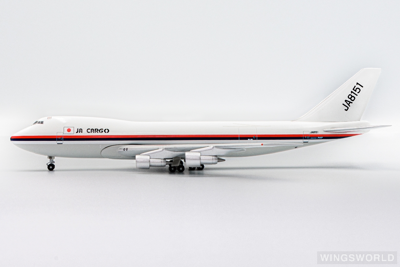 Big Bird 1:400 BB4-2003-21A Japan Airlines 日本航空 Boeing 747-200 JA8151