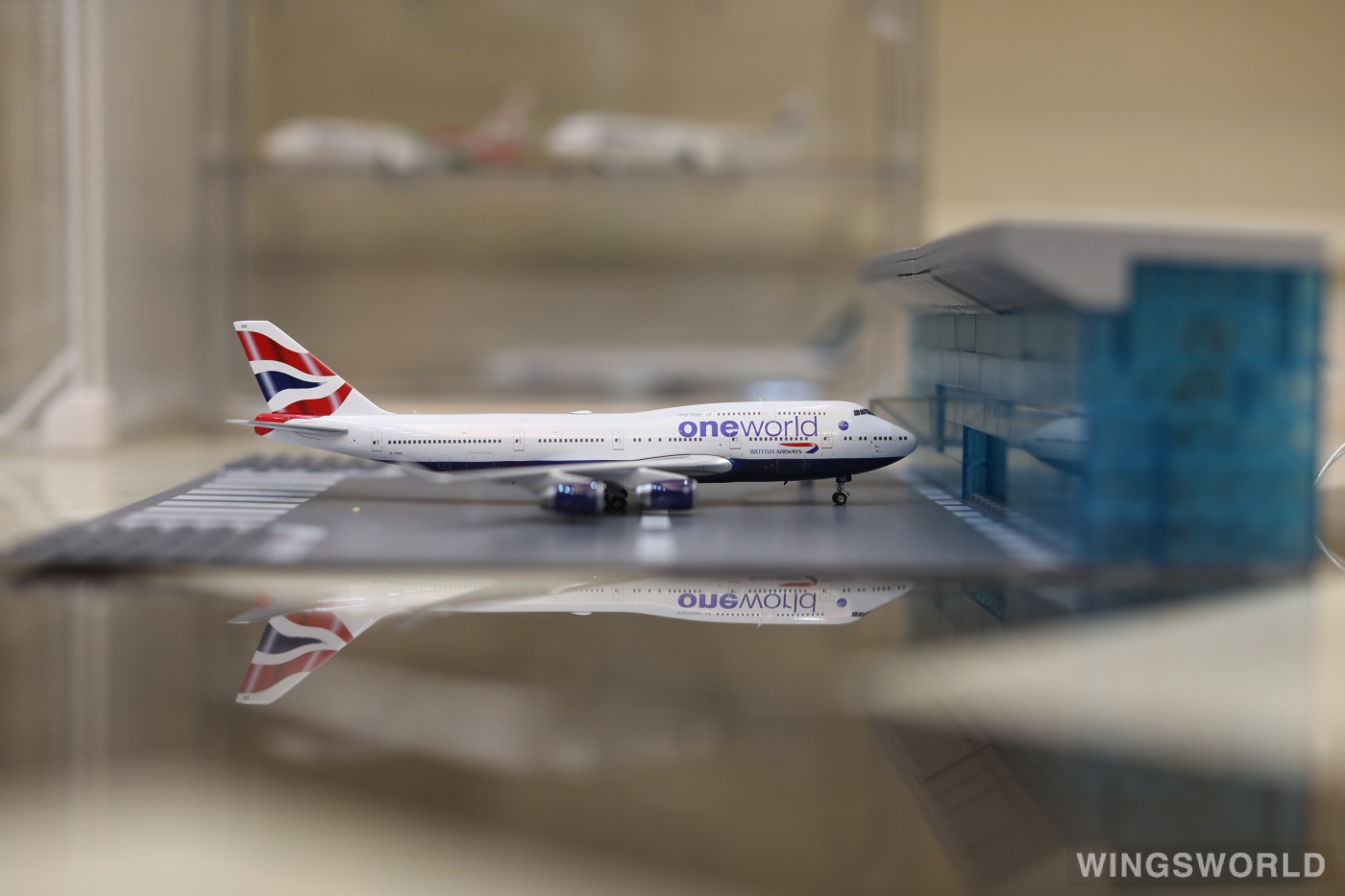 Phoenix 1:400 PH04349 British Airways 英国航空 Boeing 747-400 G-CIVZ