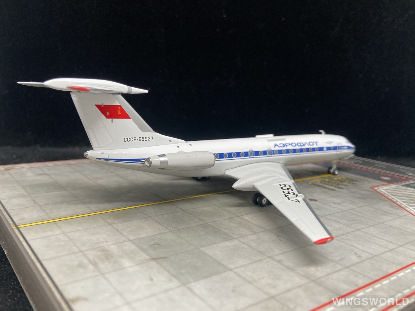 Phoenix 1:200 PH02016 Aeroflot 俄罗斯航空 Tupolev TU-134 CCCP-65927