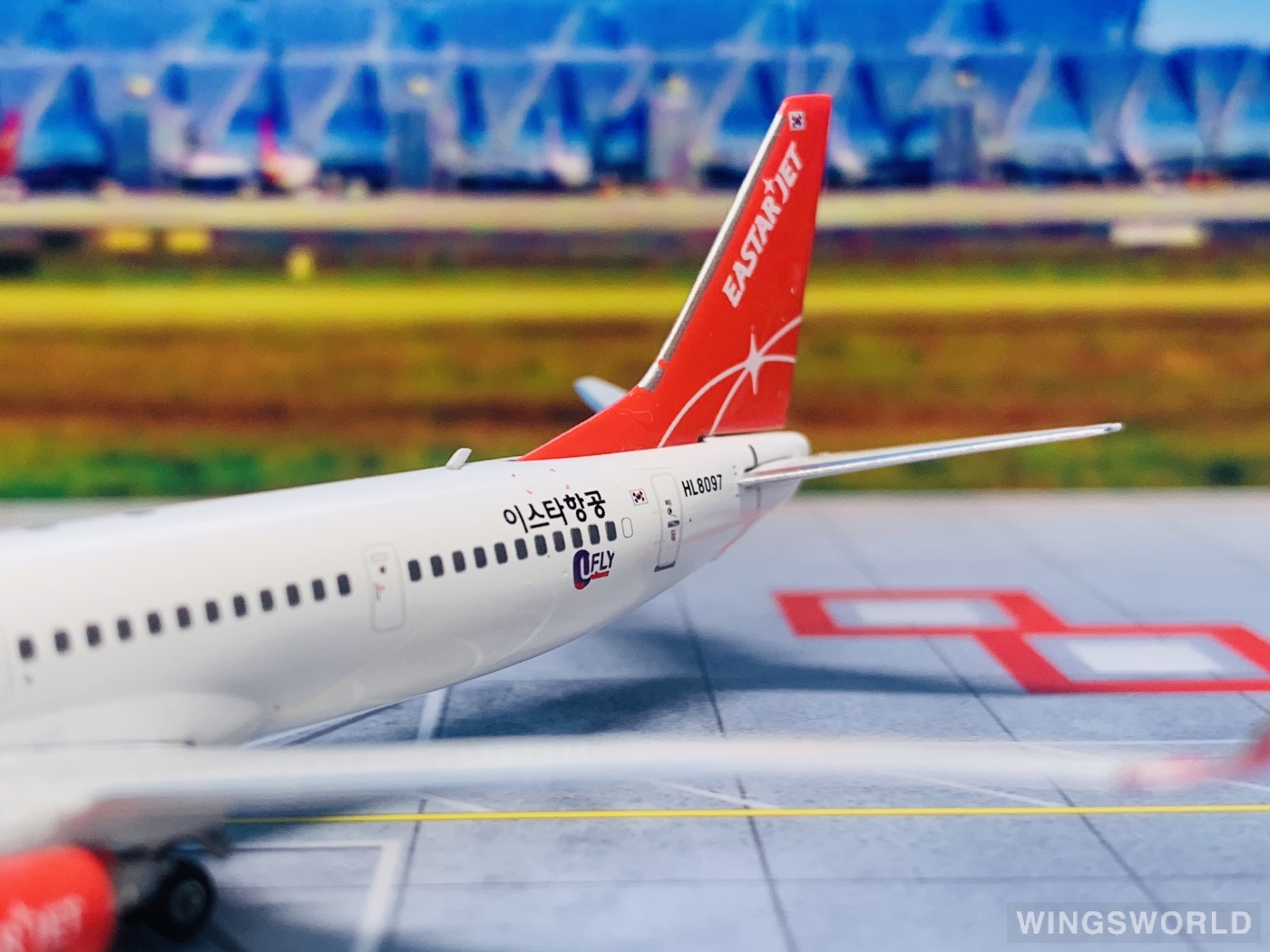 Phoenix 1:400 PH04196 Eastar Jet 易斯达航空 Boeing 737-900 HL8097
