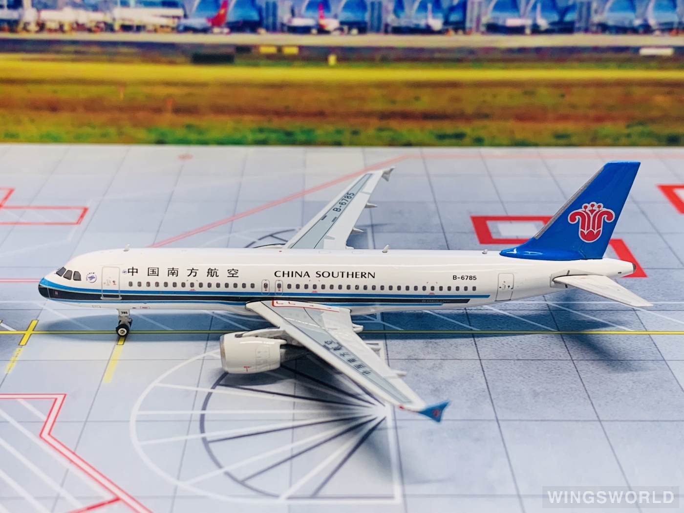 Phoenix 1:400 PH11112 China Southern 中国南方航空 Airbus A320 B-6785