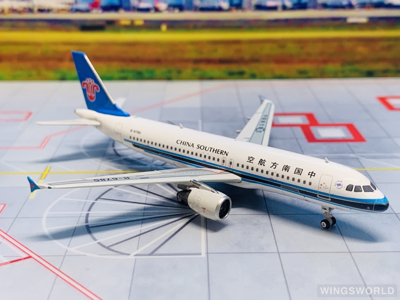 Phoenix 1:400 PH11112 China Southern 中国南方航空 Airbus A320 B-6785