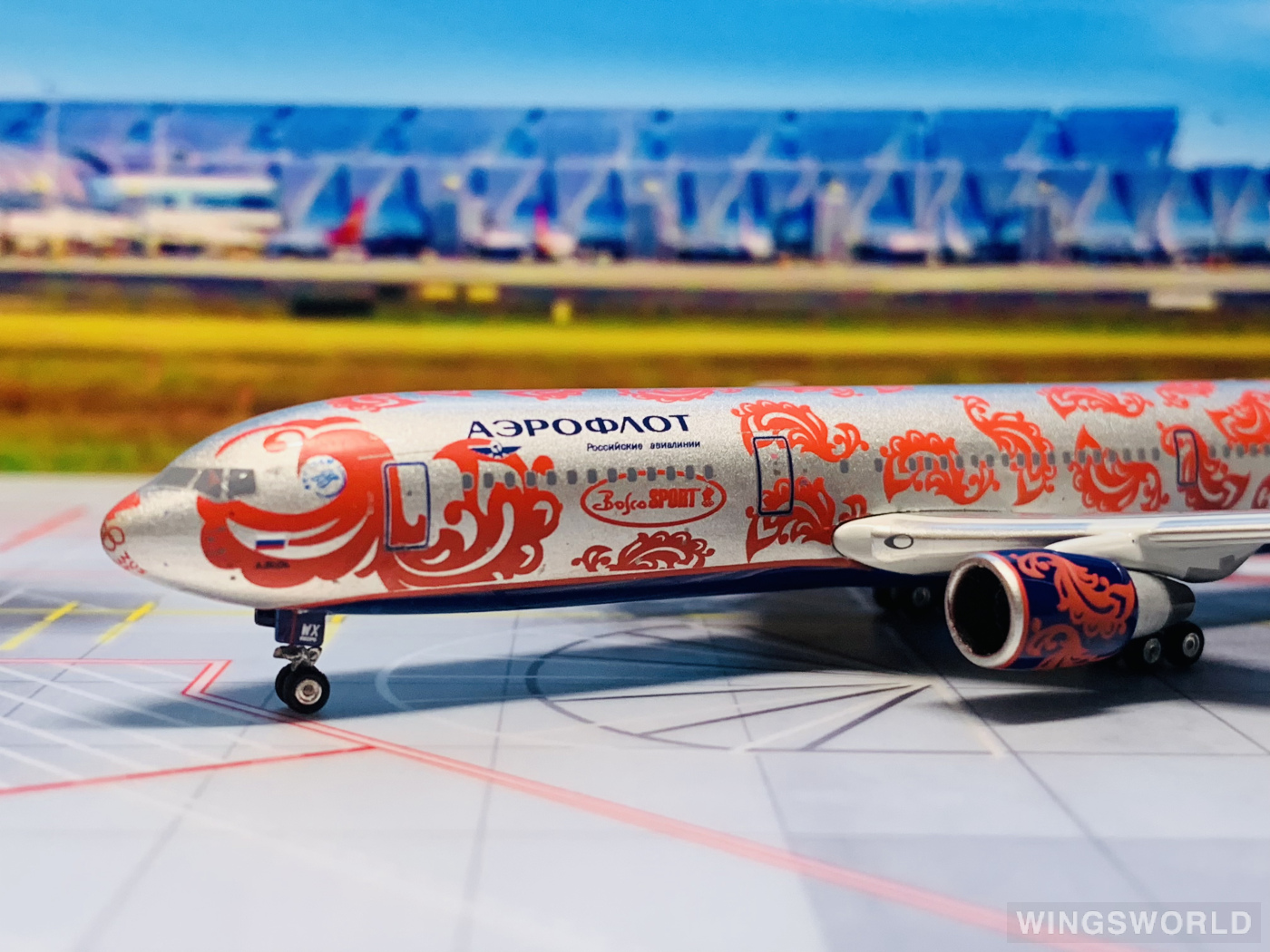 Phoenix 1:400 PH10252 Aeroflot 俄罗斯航空 Boeing 767-300 VP-BWX