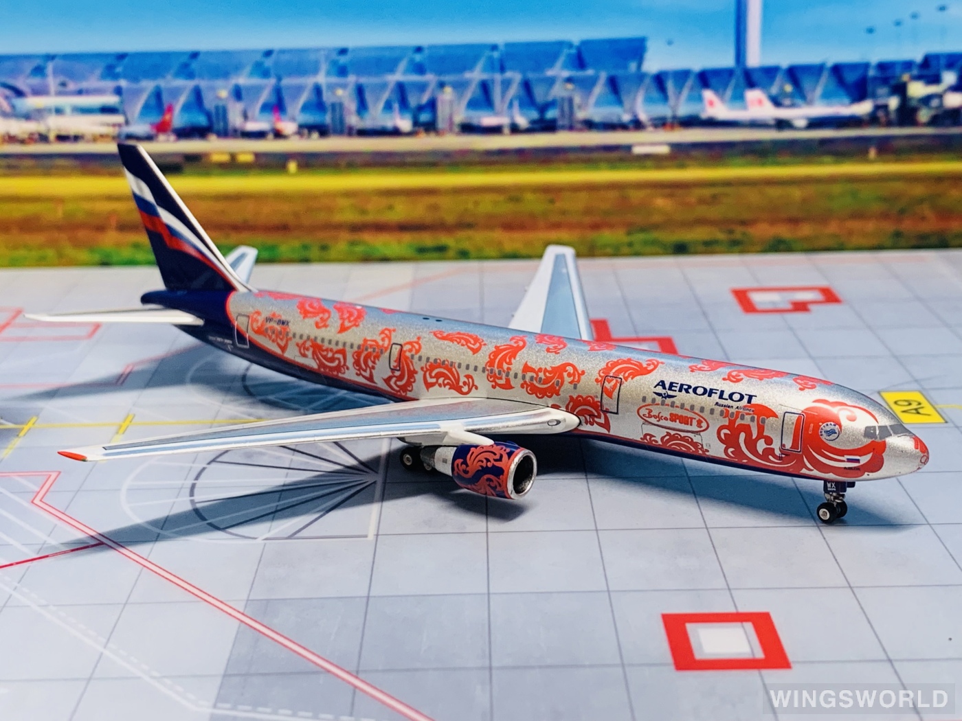 Phoenix 1:400 PH10252 Aeroflot 俄罗斯航空 Boeing 767-300 VP-BWX