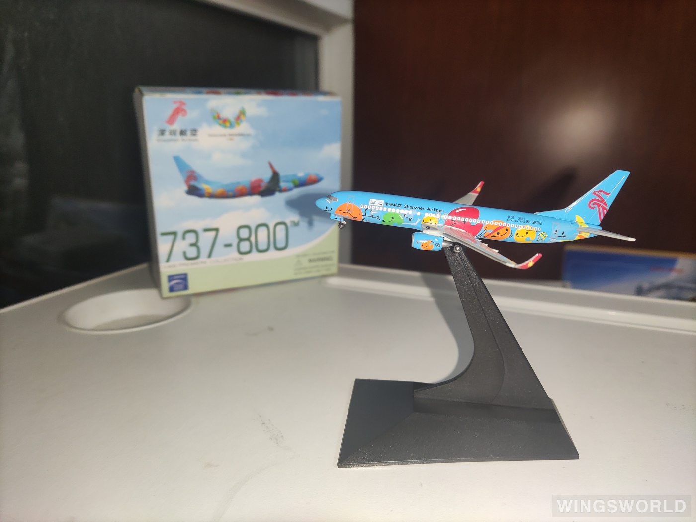 Dragon Models 1:400 56377 Shenzhen Airlines 深圳航空 Boeing 737-800 B-5606