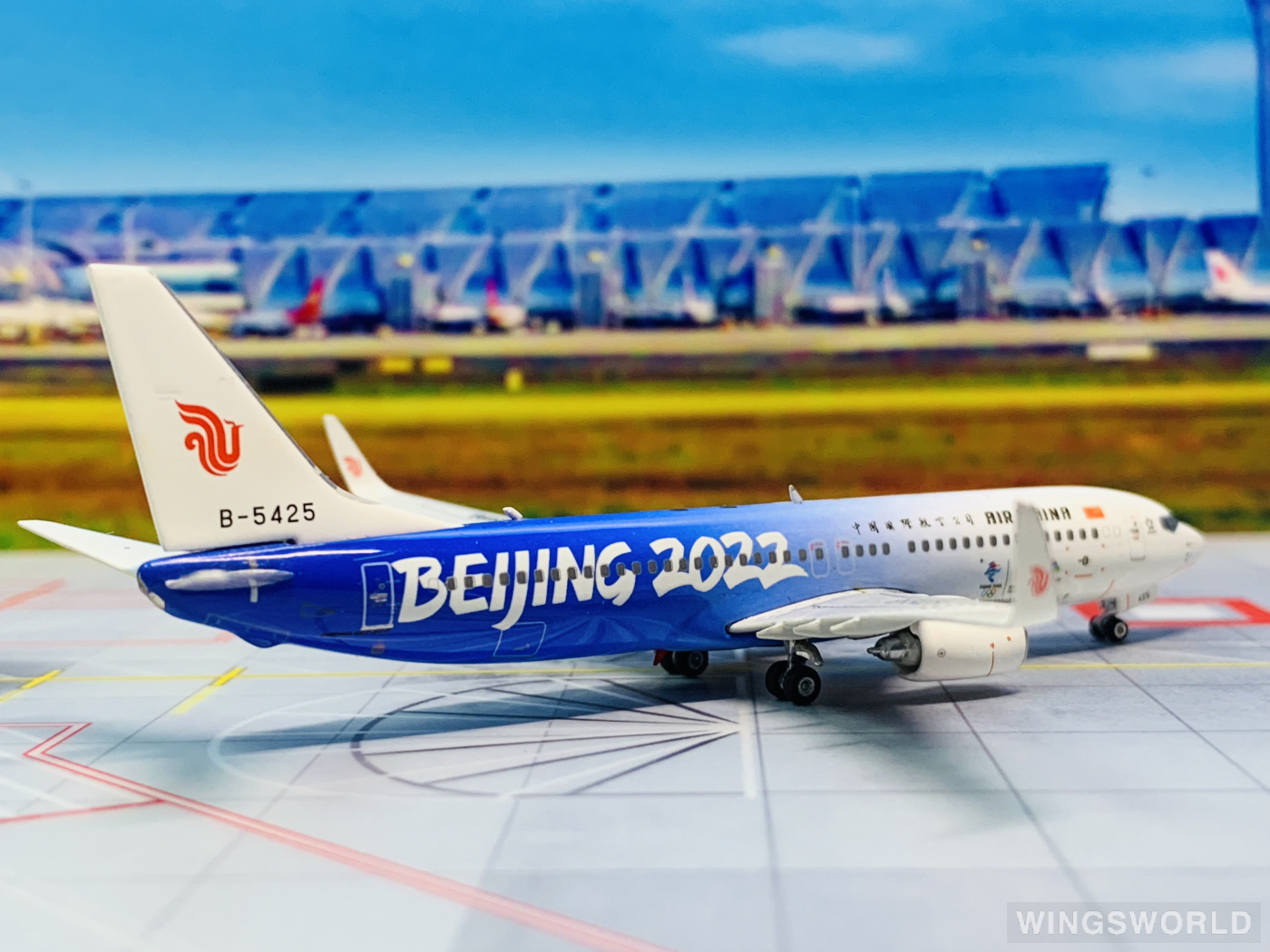 Phoenix 1:400 PH04356 Air China 中国国际航空 Boeing 737-800 B-5425