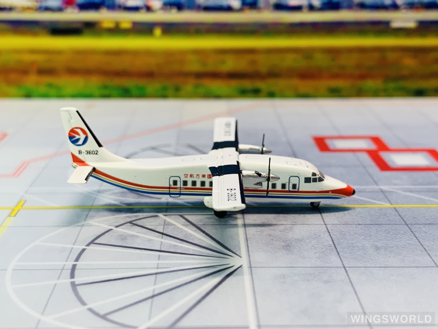YU MODEL 1:400 YU36001 China Eastern 中国东方航空 Short 360 B-3602