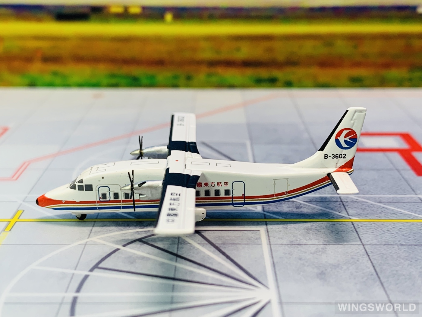 YU MODEL 1:400 YU36001 China Eastern 中国东方航空 Short 360 B-3602