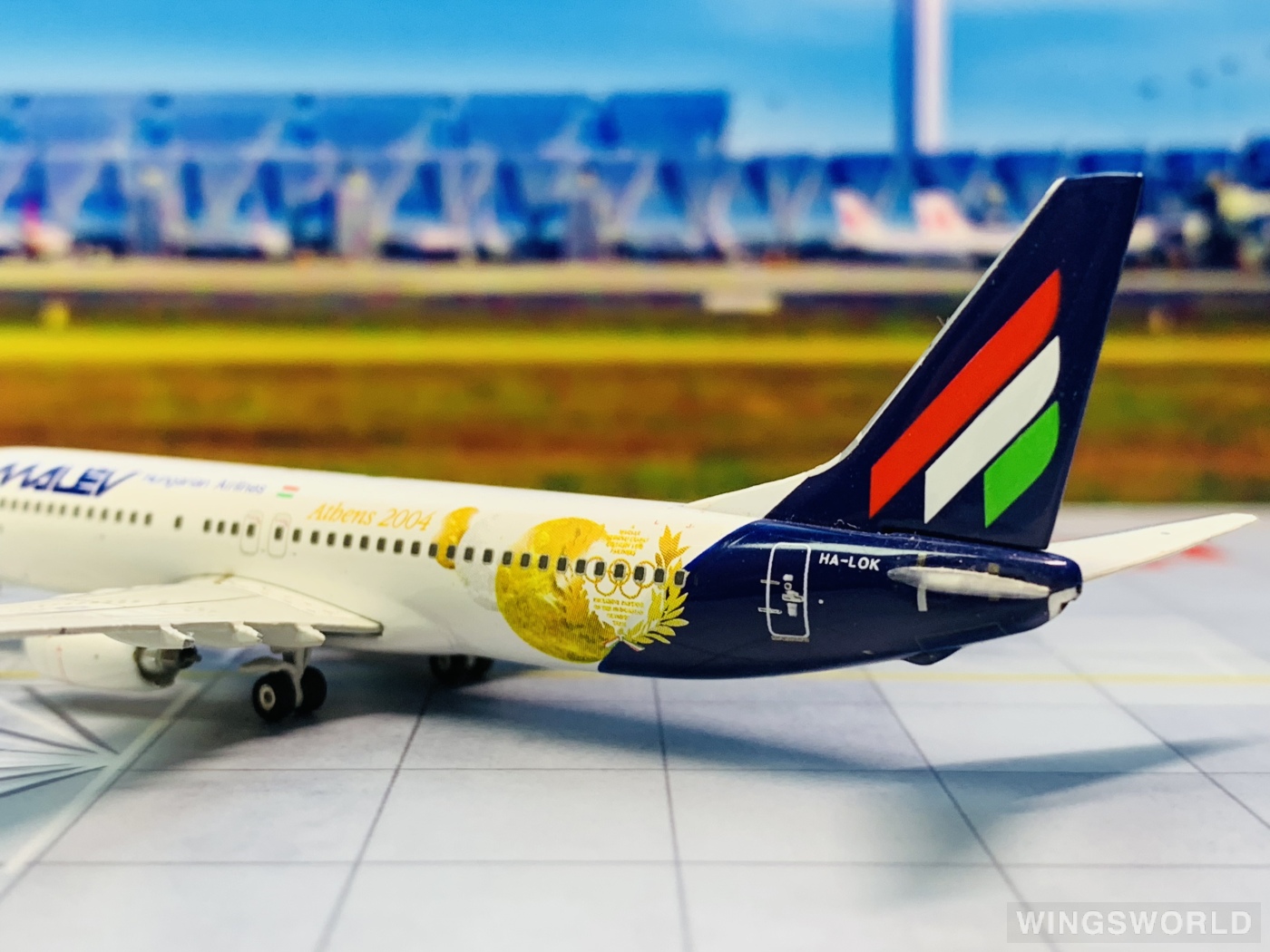 Phoenix 1:400 PH10731 Malév 匈牙利航空 Boeing 737-800 HA-LOK