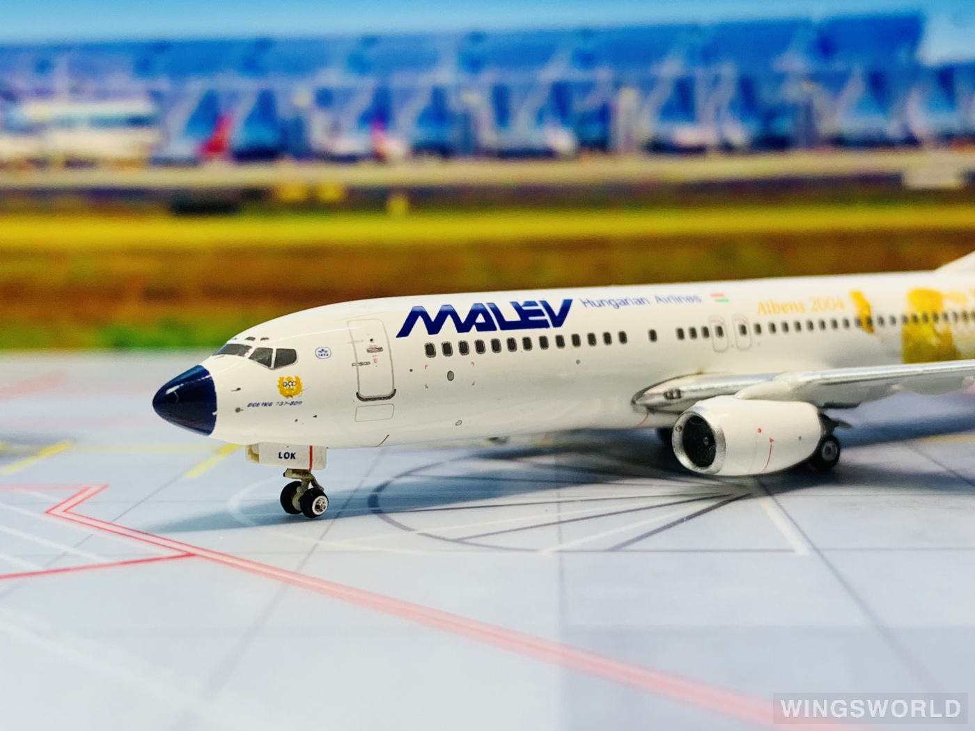 Phoenix 1:400 PH10731 Malév 匈牙利航空 Boeing 737-800 HA-LOK
