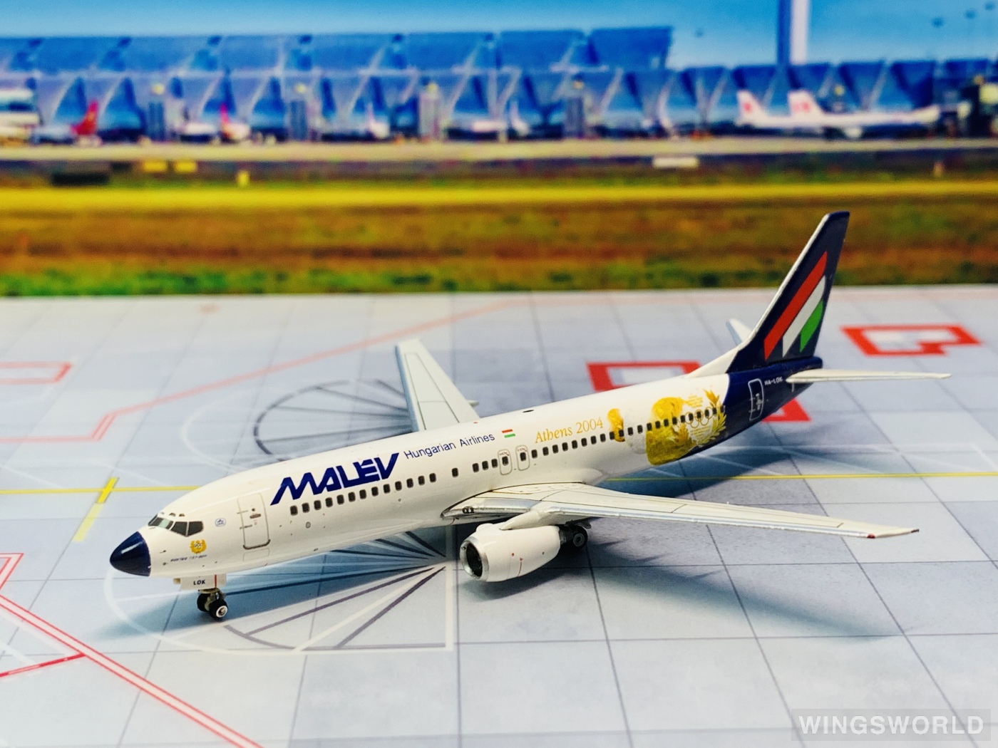 Phoenix 1:400 PH10731 Malév 匈牙利航空 Boeing 737-800 HA-LOK
