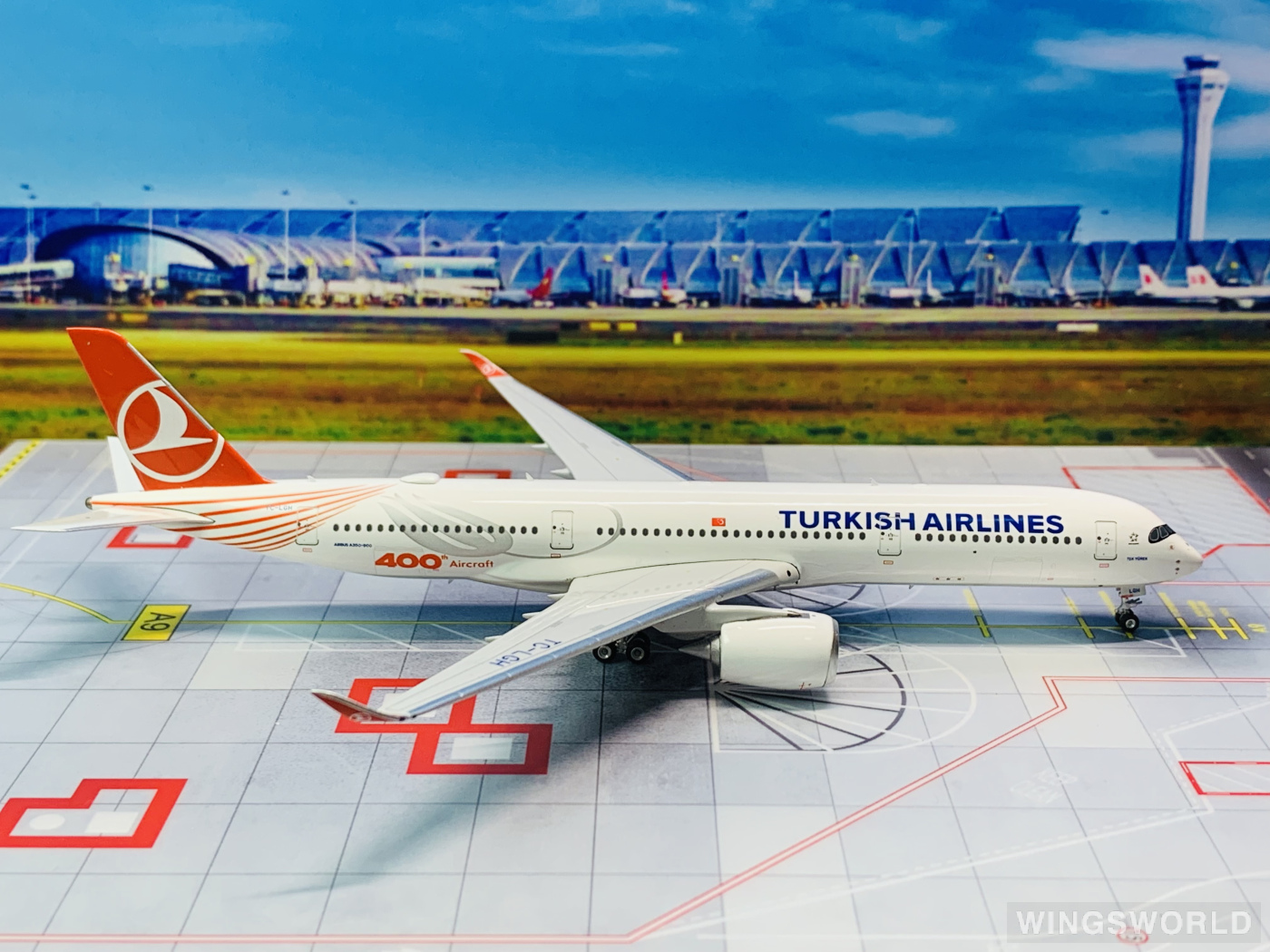 Phoenix 1:400 PH04526 Turkish Airlines 土耳其航空 Airbus A350-900 TC-LGH