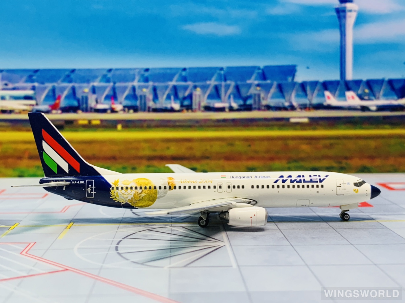 Phoenix 1:400 PH10731 Malév 匈牙利航空 Boeing 737-800 HA-LOK