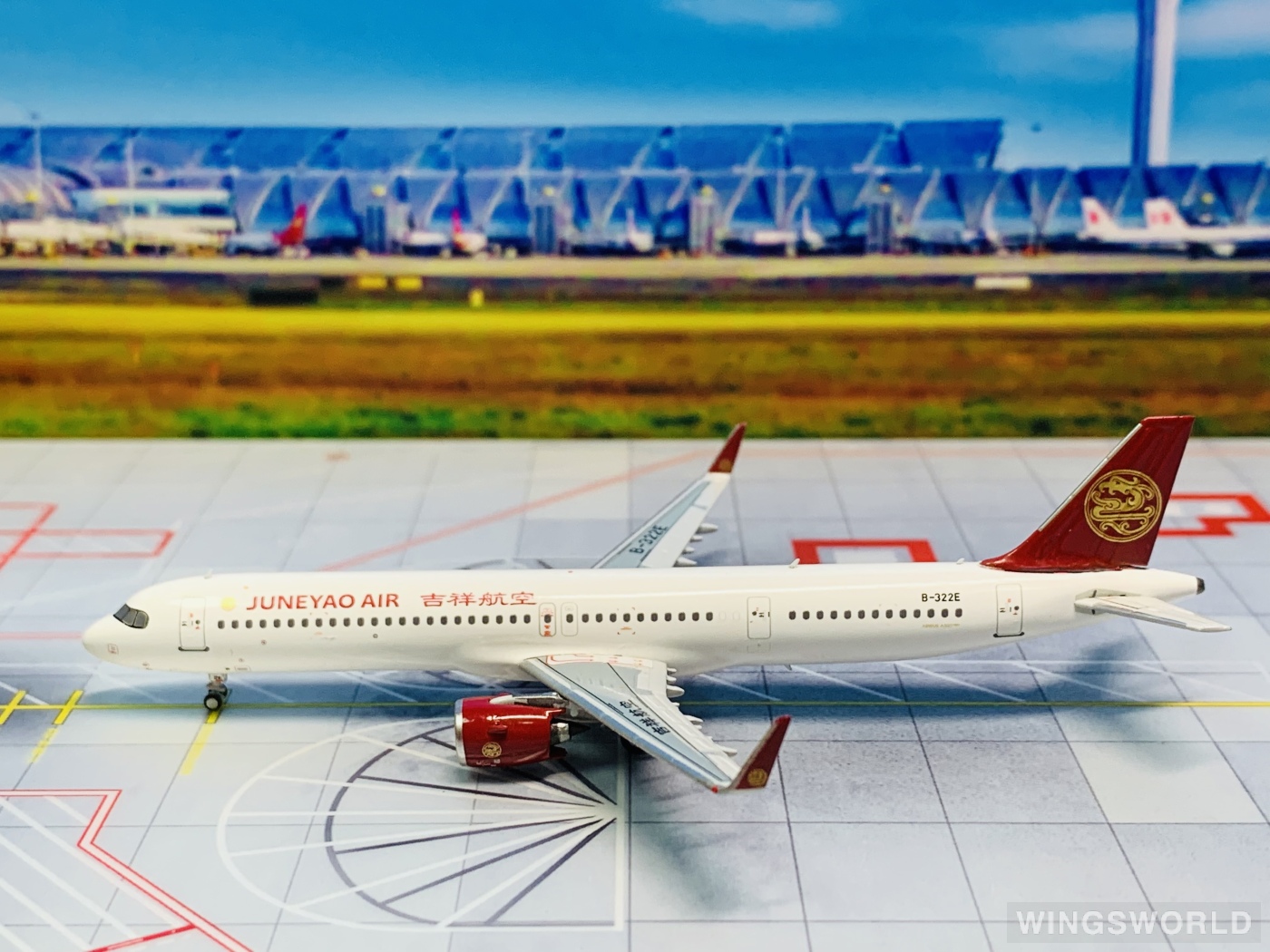 HYJLwings 1:400 HY210083 Juneyao Airlines 吉祥航空 Airbus A321neo B-322E