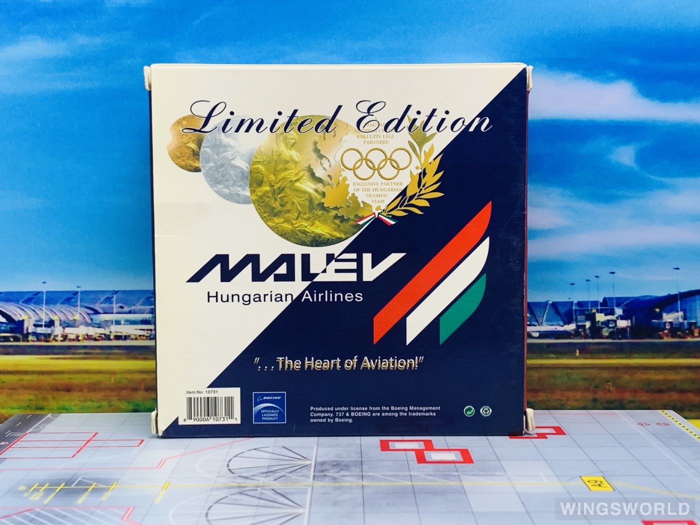 Phoenix 1:400 PH10731 Malév 匈牙利航空 Boeing 737-800 HA-LOK
