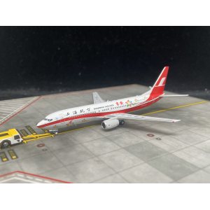 Shanghai Airlines 上海航空 Boeing 737-800 B-5132  NG58182 NGmodels 1:400