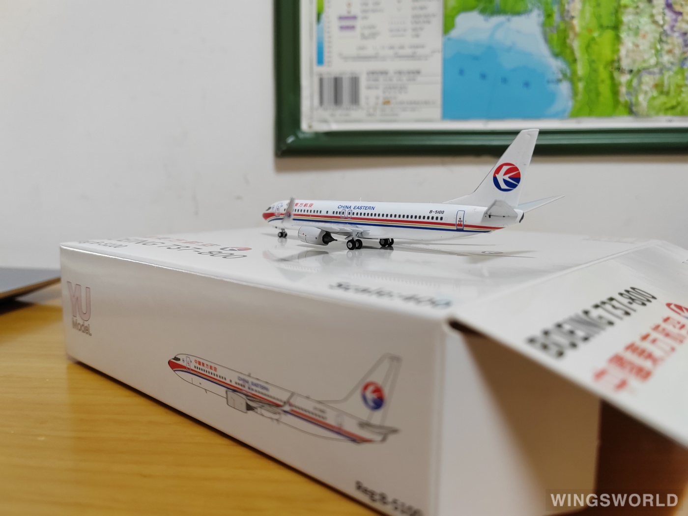 YU MODEL 1:400 YU78002 China Eastern 中国东方航空 Boeing 737-800 B-5100