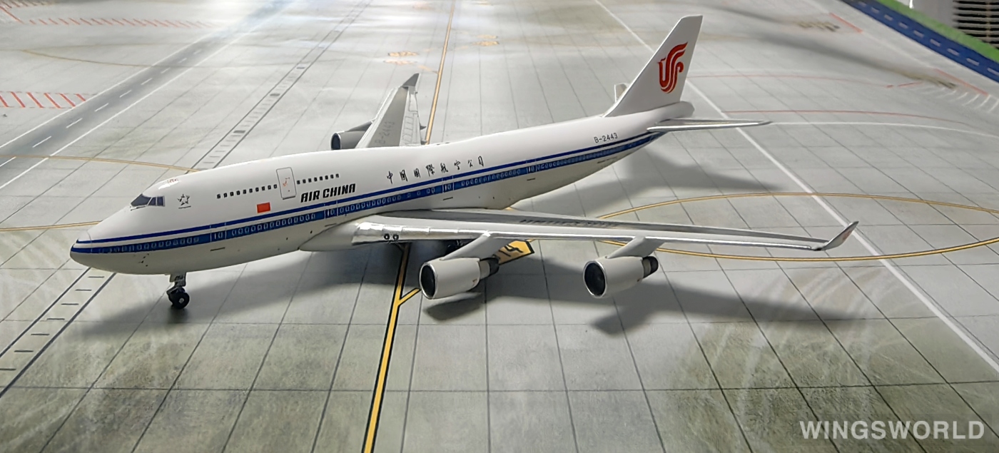 Apollo 1:400 A13113 Air China 中国国际航空 Boeing 747-400 B-2443