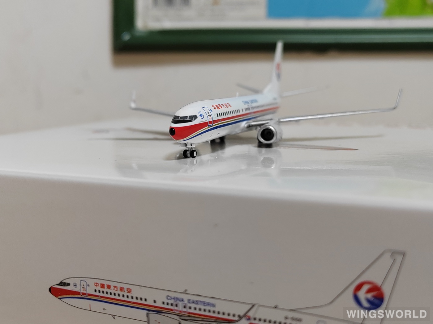 YU MODEL 1:400 YU78002 China Eastern 中国东方航空 Boeing 737-800 B-5100
